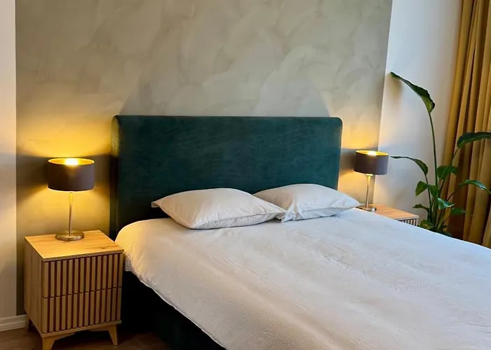 Apartment Cozy 2-bedroom Seaside *