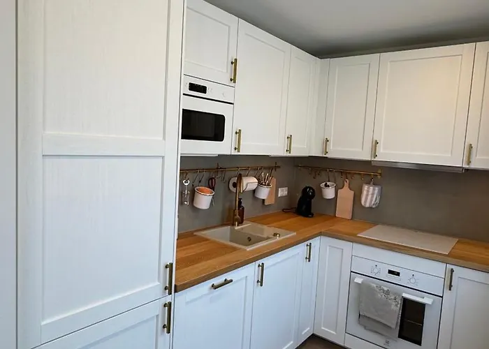 Apartament Cozy 2-bedroom Seaside